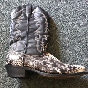 Laredo 12EW cowboy boots with silver tip
